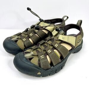 Keen Men's Size 10.5  Newport H2 Dark Olive Antique Bronze NEW IN. BOX